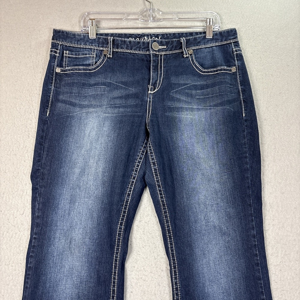 Maurices Bootcut Jeans Women Blue Denim Whiskered Faded Stretch Size 13/14 XS - Picture 3 of 13